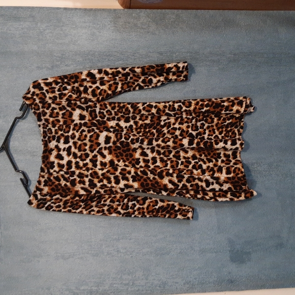 Dress - Picture 1 of 3